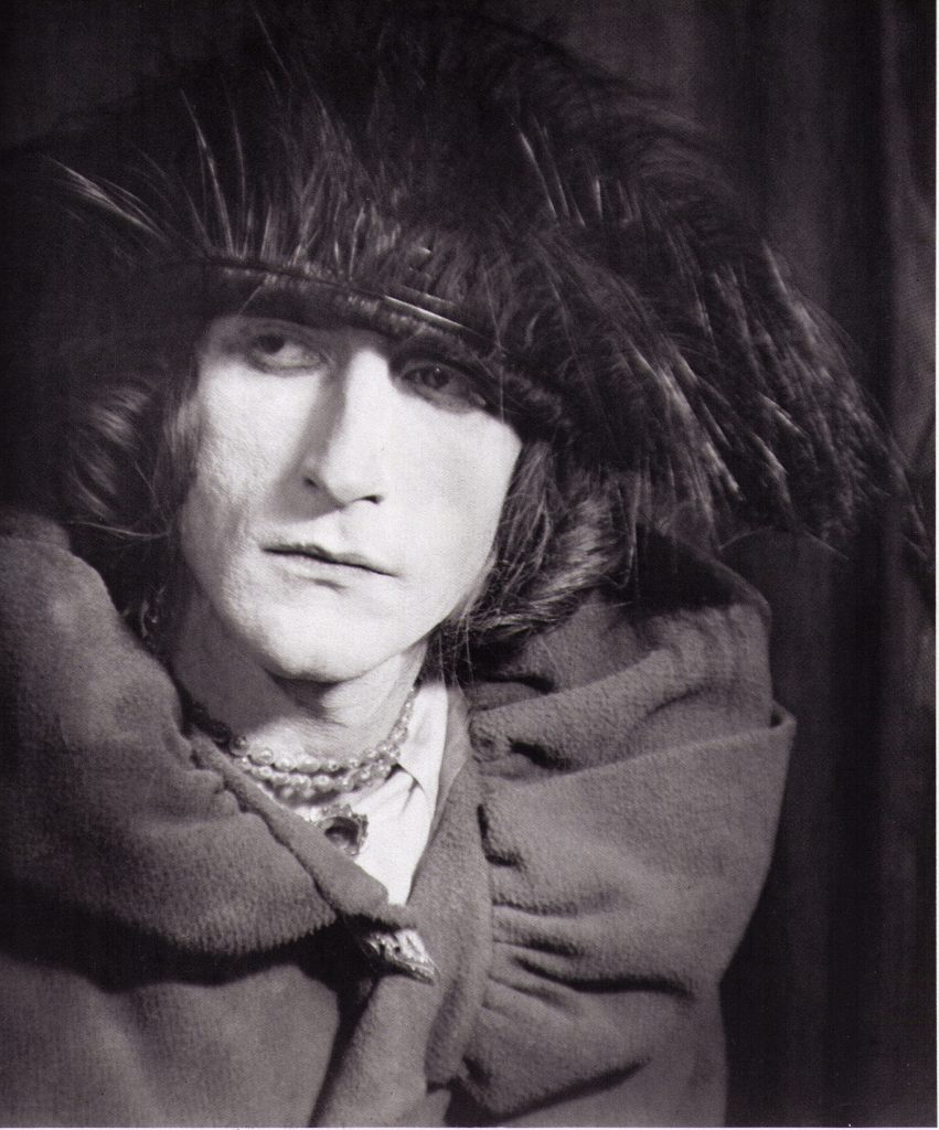 Portrait de Rrose Sélavy en 1921, par Man Ray